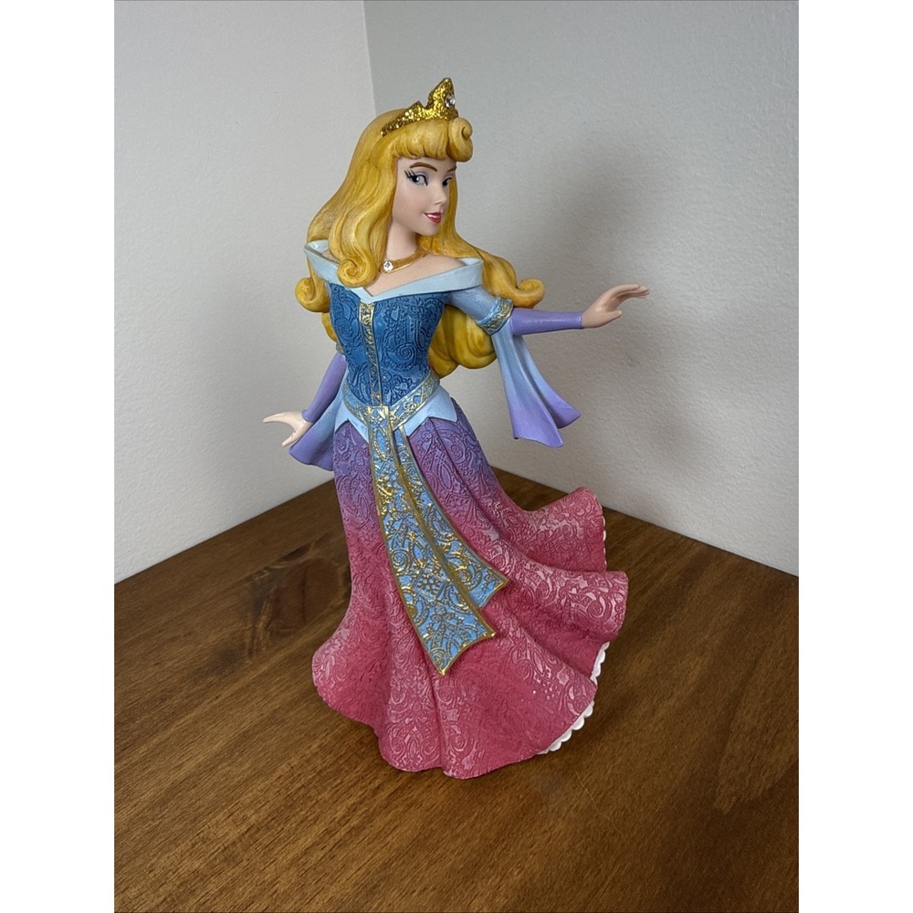 Enesco Disney Showcase Couture de Force Aurora Sleeping Beauty 4058290